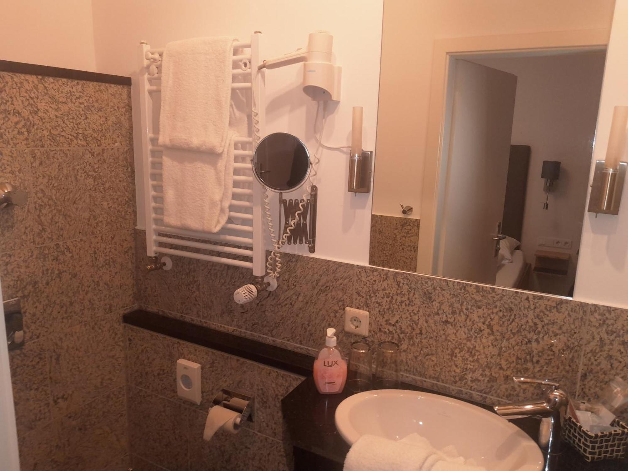 Hotel & Restaurant Fischer Altenstadt  Ngoại thất bức ảnh